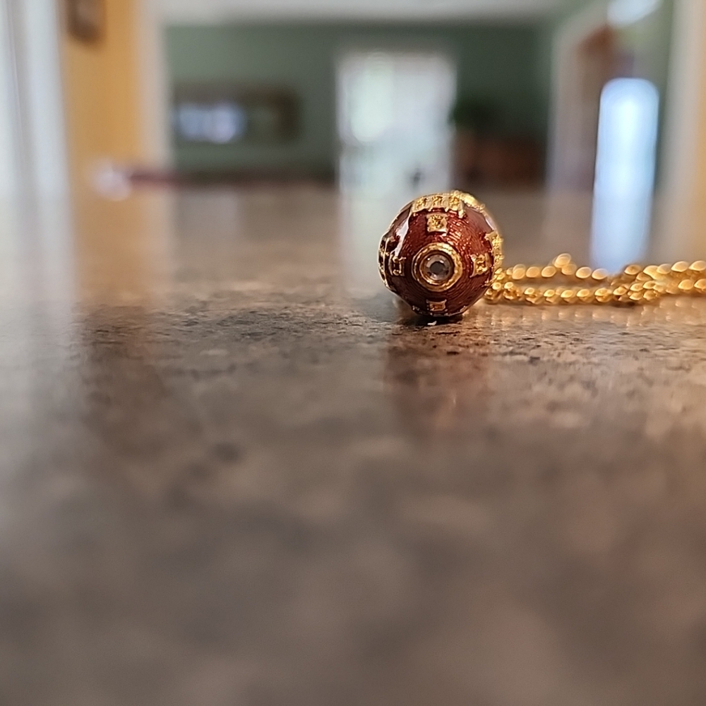 Vintage 90s Edgar Berebi Limited Edition Miniature Faberge Egg Pendant Necklace - Picture 5 of 6
